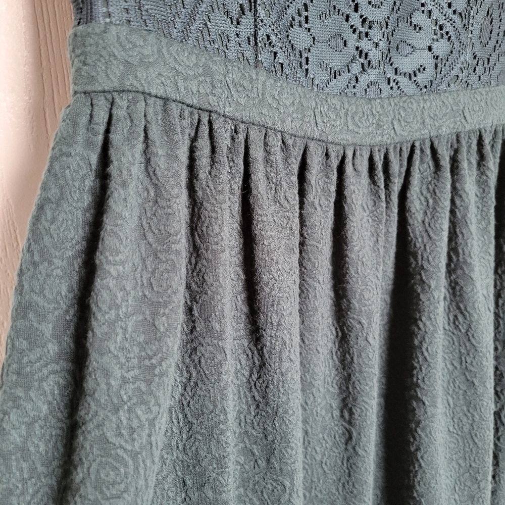 Dark Emerald Mini Dress - Picture 3 of 6